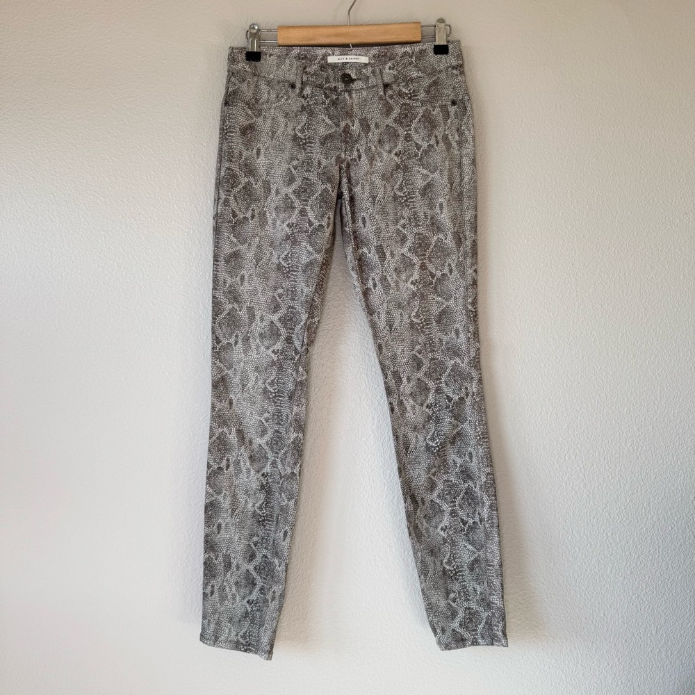 Rich & Skinny Jeans Snakeskin Print Low Rise